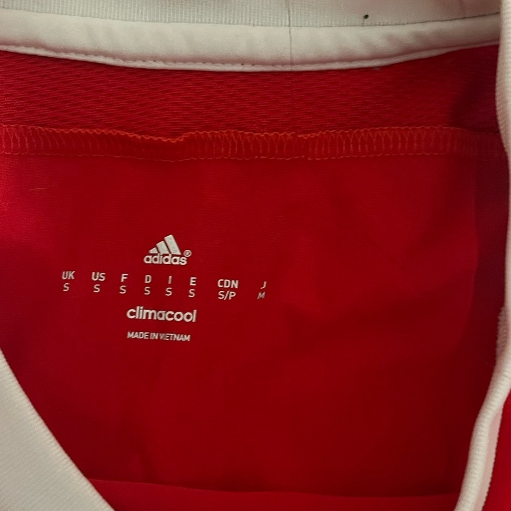 Red adidas benifca jersey - Picture 4 of 5